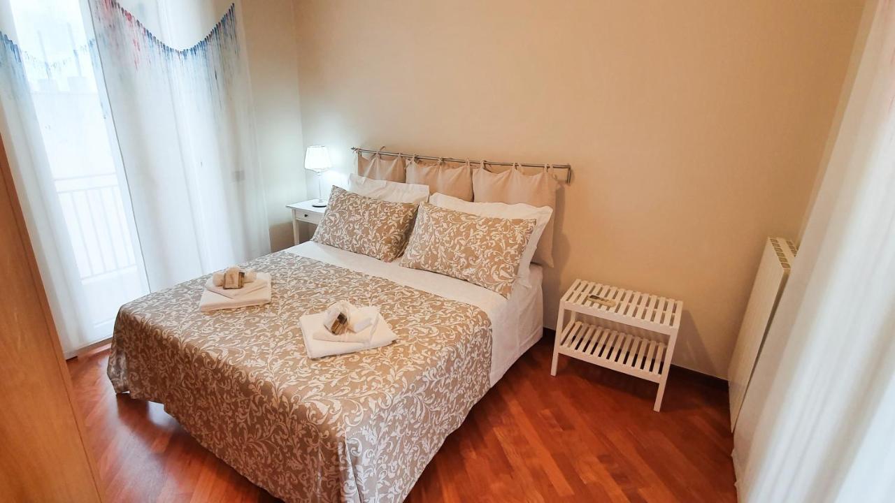 Casa De Amicis 18 Bed & Breakfast Монтескалиозо Екстериор снимка